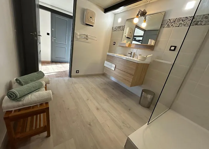 Centre Du Village Appartement